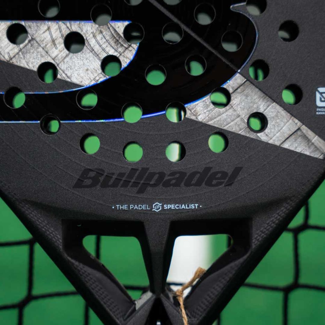 Bullpadel Hack 04 Hybrid 2026 Padel Racket