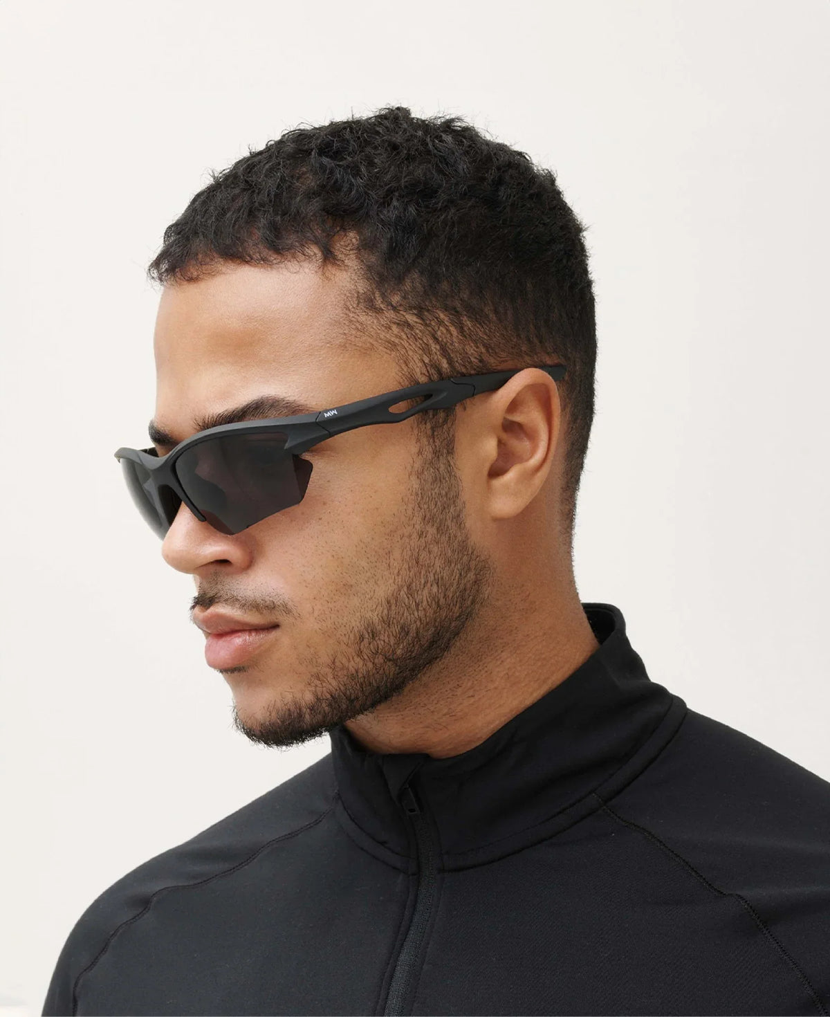 MessyWeekend Rate Sunglasses (Black Grey)