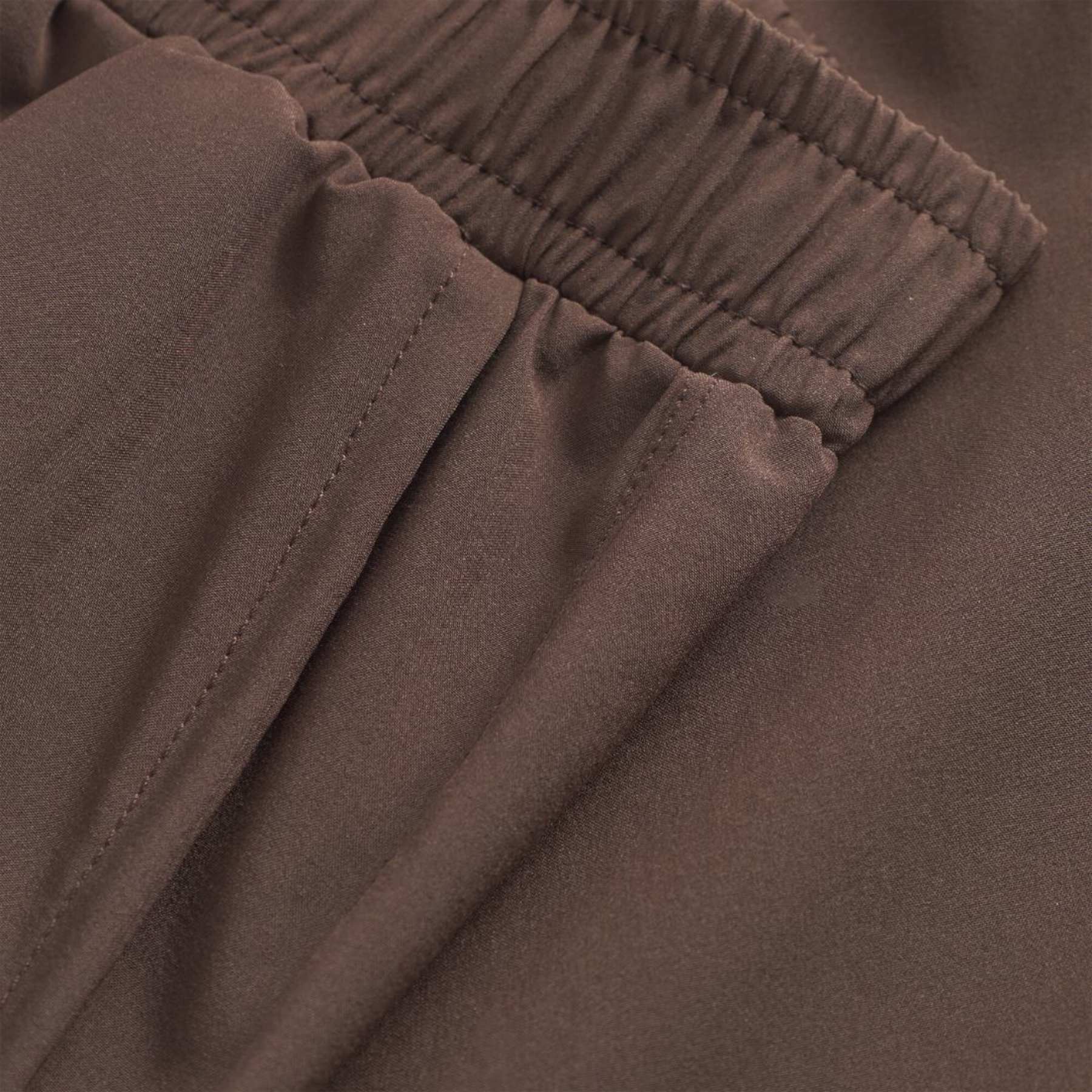 Cuera Active Globe Shorts (Dark Brown)