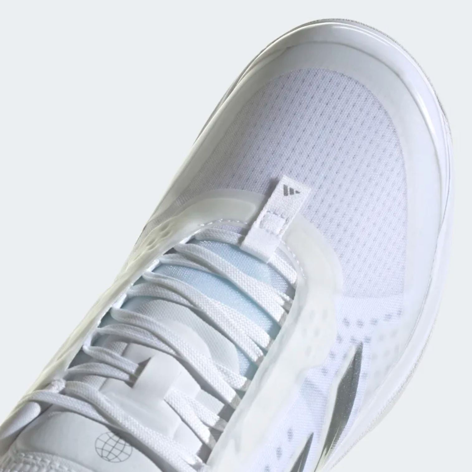 Adidas Avacourt Shoes (Cloud White/Silver Metallic/Cloud White)